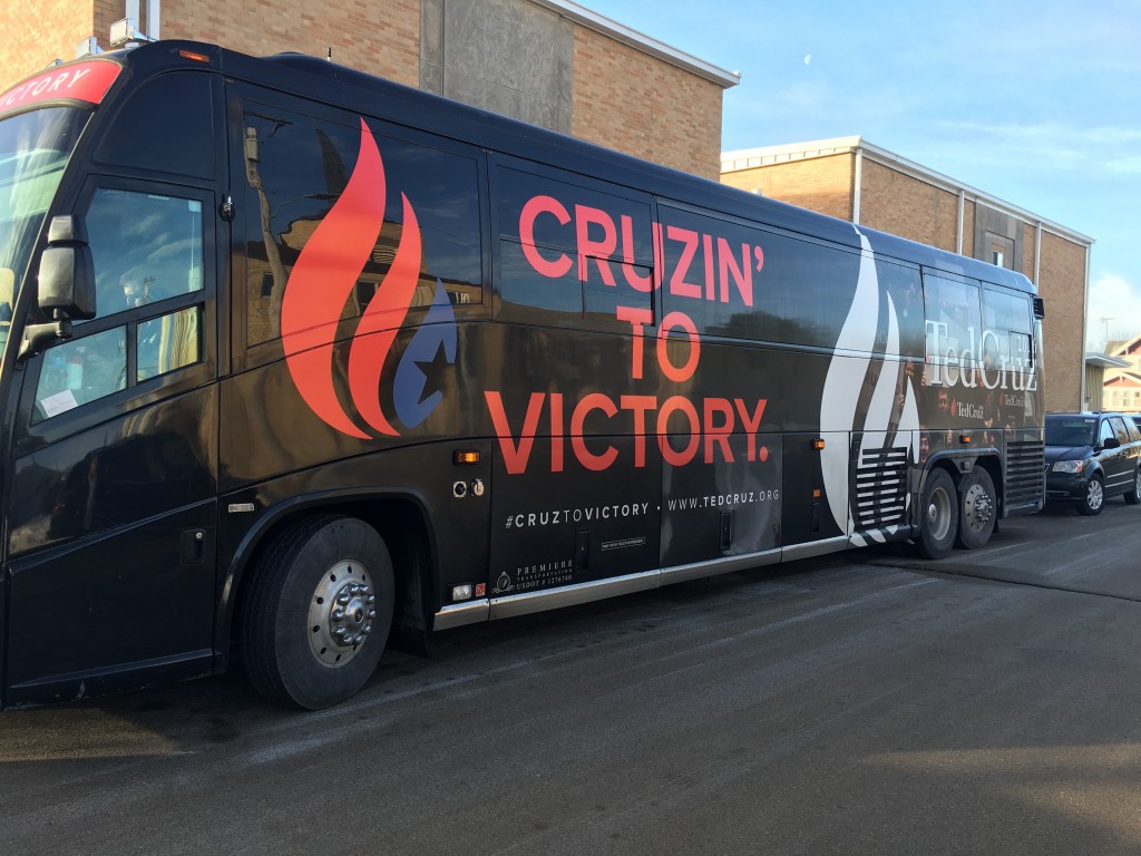 Ted Cruz Campaign Bus